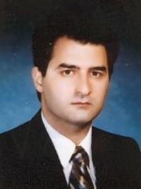 افشین هنرمند